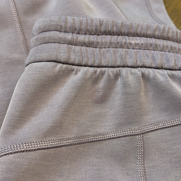 Lululemon Softstreme High-Rise Pant *Full Length - Picture 4 of 6